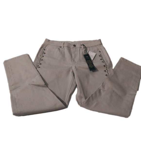 NWOT DG2 Diane Gilman Gray Studded Pants sz 12P - Picture 2 of 7